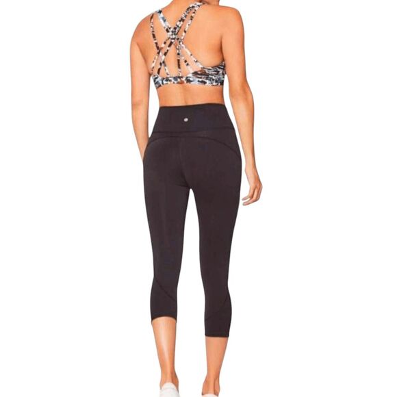 LULULEMON ATHLETICA In Movement Crop 'Everlux 19' In Black Size 2 - Picture 2 of 5